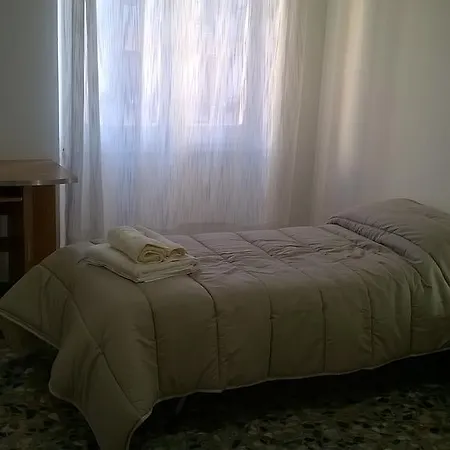 Bed & Breakfast Argentiera 12 *